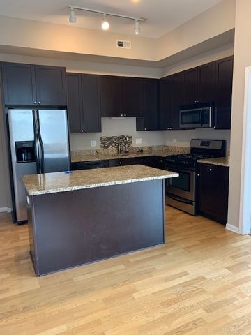 1464 S Michigan Avenue 2004, Chicago, IL 60605