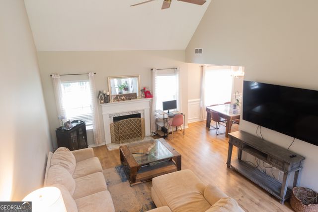 95 Crescent Circle, Newnan, GA 30265
