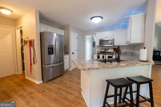 95 Crescent Circle, Newnan, GA 30265