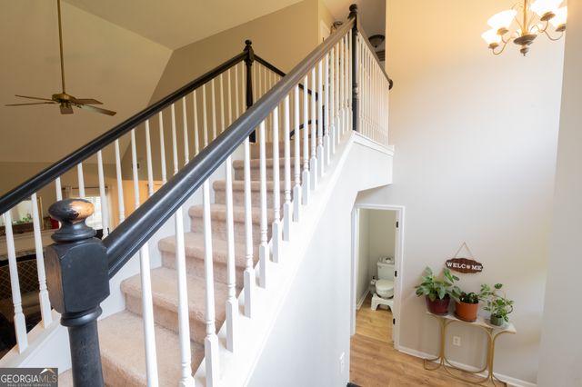 95 Crescent Circle, Newnan, GA 30265