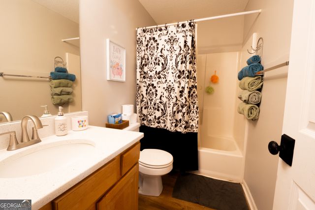 95 Crescent Circle, Newnan, GA 30265