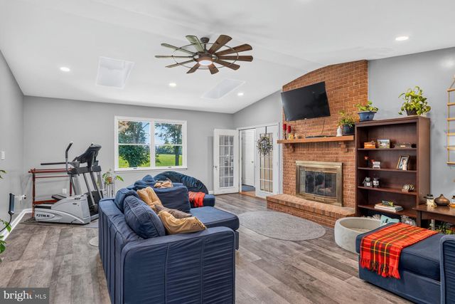 49 ROCKLAND RD, Westminster, MD 21158