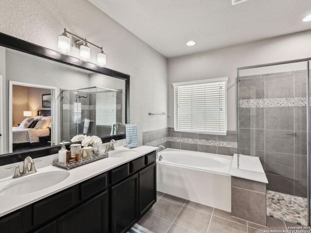 11921 Spoke Hollow, Schertz, TX 78154