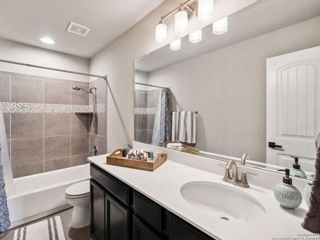 11921 Spoke Hollow, Schertz, TX 78154