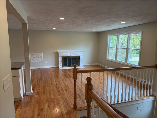 71 Jerry Lane, North Kingstown, RI 02852