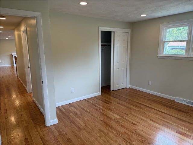 71 Jerry Lane, North Kingstown, RI 02852