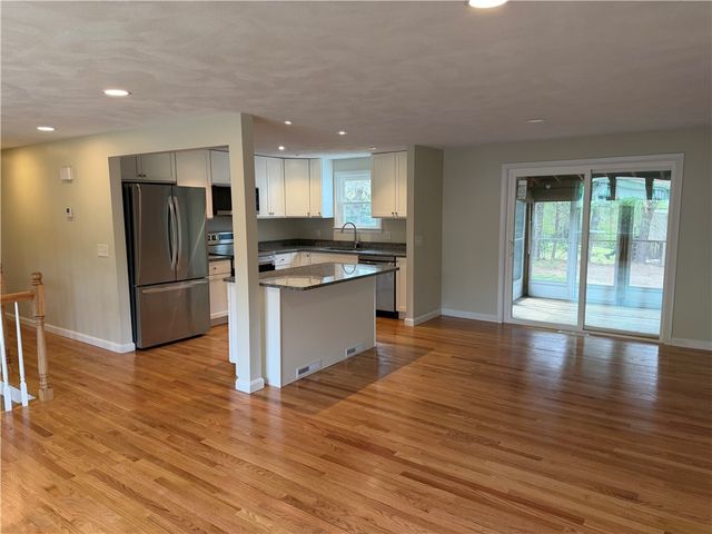 71 Jerry Lane, North Kingstown, RI 02852