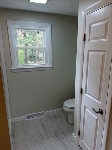 71 Jerry Lane, North Kingstown, RI 02852