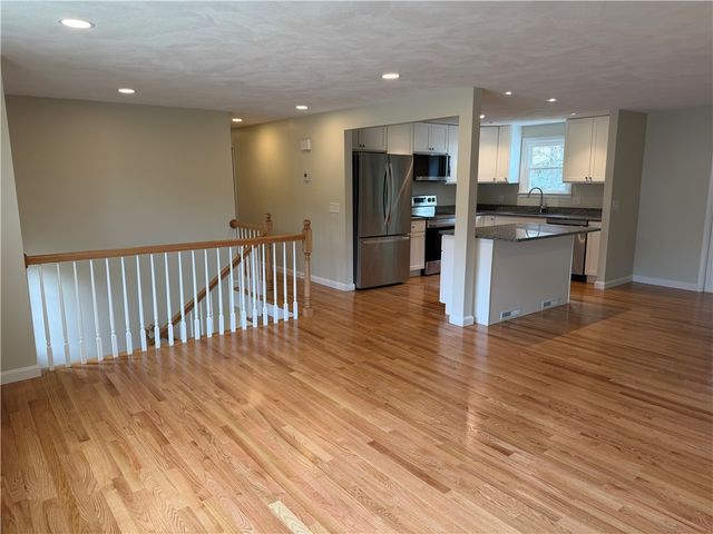 71 Jerry Lane, North Kingstown, RI 02852