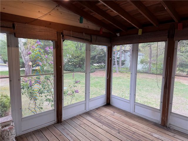 71 Jerry Lane, North Kingstown, RI 02852