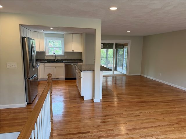 71 Jerry Lane, North Kingstown, RI 02852