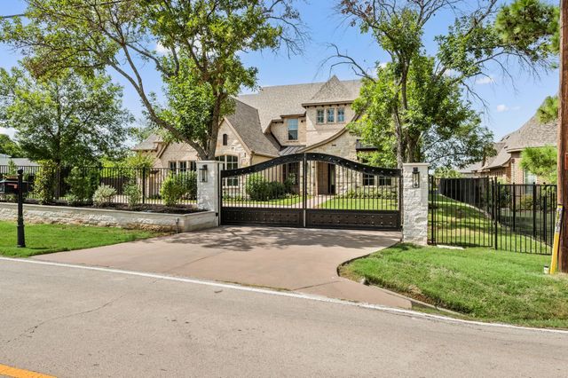 320 W Highland Street, Southlake, TX 76092
