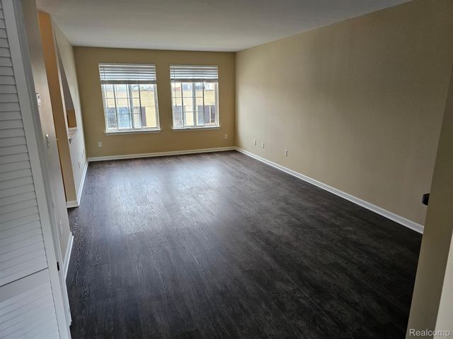 35373 FOREST Street, Wayne, MI 48184