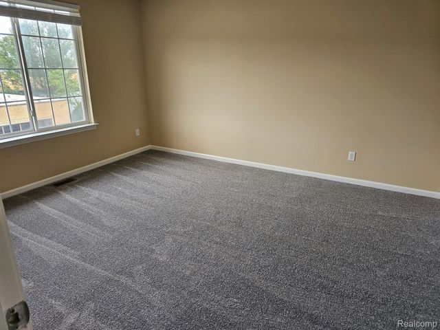 35373 FOREST Street, Wayne, MI 48184