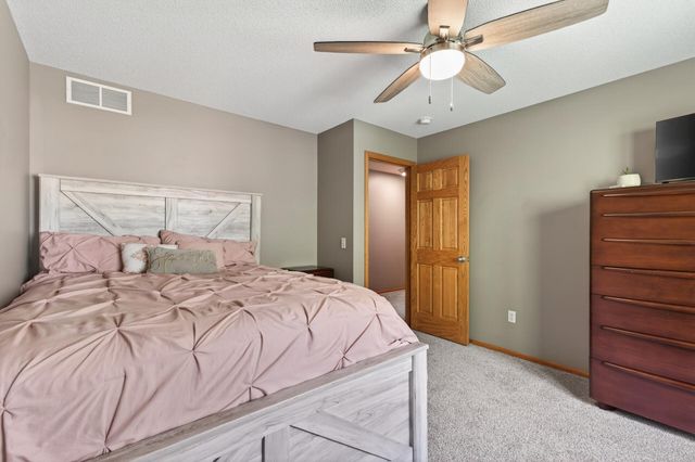 17950 Concord Street NW, Elk River, MN 55330