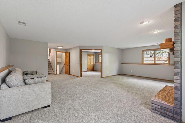 17950 Concord Street NW, Elk River, MN 55330