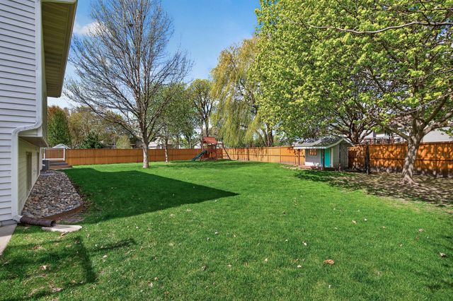 17950 Concord Street NW, Elk River, MN 55330