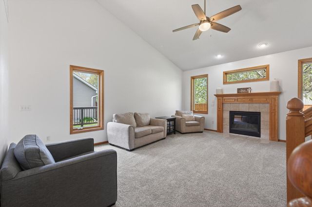 17950 Concord Street NW, Elk River, MN 55330