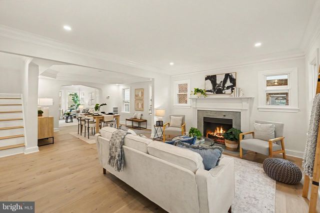 2613 NEWTON ST NE, Washington, DC 20018
