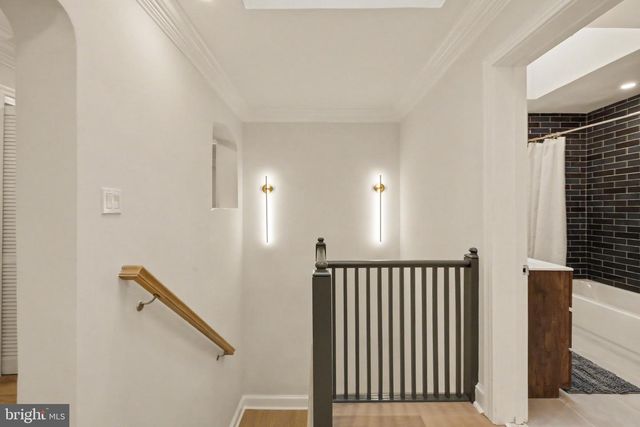 2613 NEWTON ST NE, Washington, DC 20018