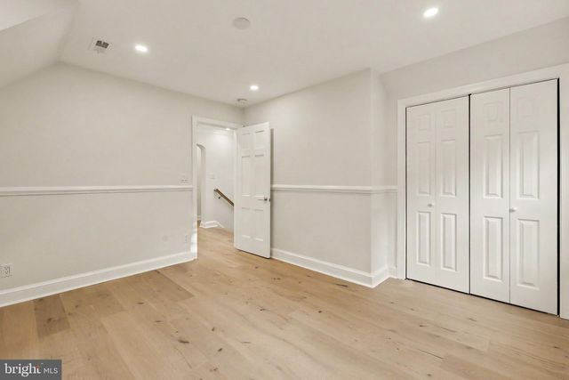 2613 NEWTON ST NE, Washington, DC 20018