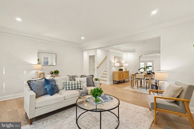 2613 NEWTON ST NE, Washington, DC 20018