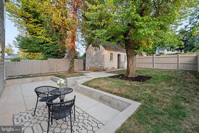 2613 NEWTON ST NE, Washington, DC 20018