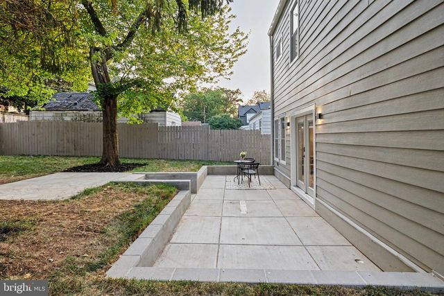 2613 NEWTON ST NE, Washington, DC 20018
