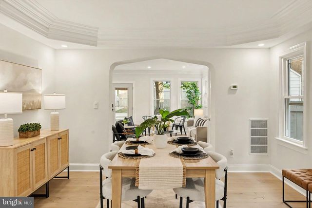 2613 NEWTON ST NE, Washington, DC 20018