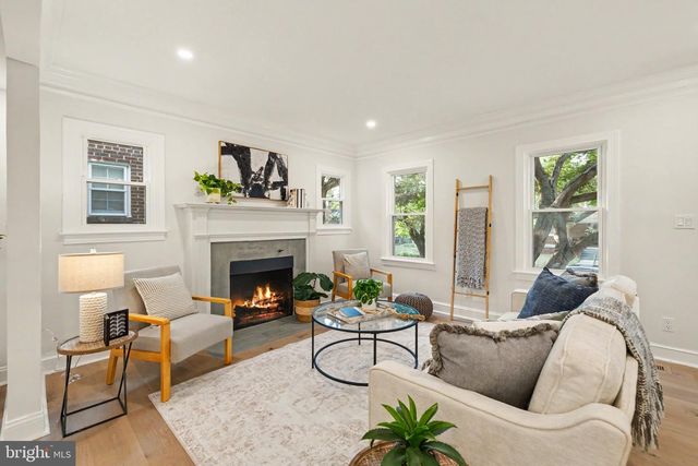 2613 NEWTON ST NE, Washington, DC 20018