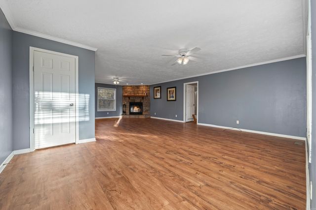 166 Loyd Lane, Hot Springs, AR 71913