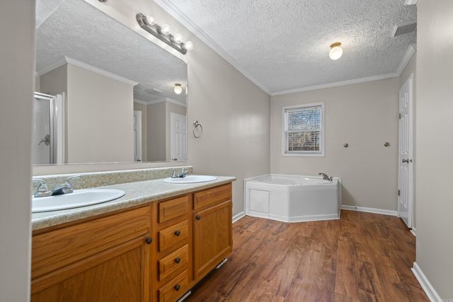 166 Loyd Lane, Hot Springs, AR 71913