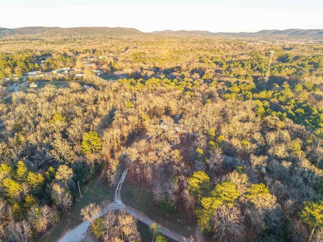 166 Loyd Lane, Hot Springs, AR 71913