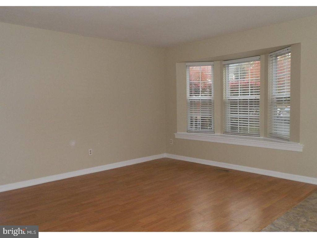 36 ANDREWS CT, Aston, PA 19014