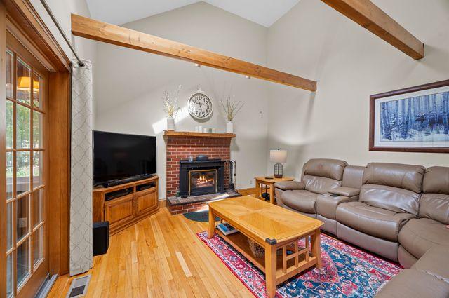 19 Highland Road, Kensington, NH 03833