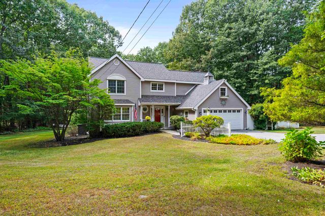19 Highland Road, Kensington, NH 03833