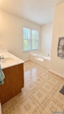 8304 Southern Watch Pl, Mechanicsville, VA 23111
