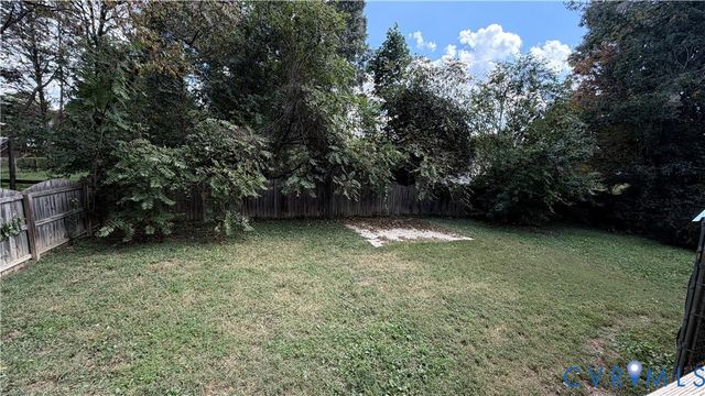 8304 Southern Watch Pl, Mechanicsville, VA 23111