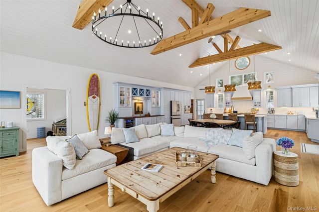 80 Louse Point, East Hampton, NY 11937