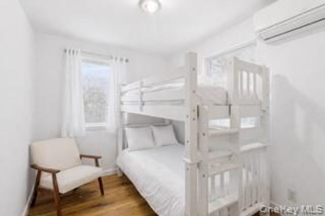 80 Louse Point, East Hampton, NY 11937