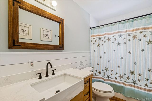 80 Louse Point, East Hampton, NY 11937
