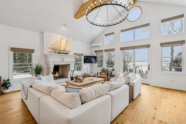 80 Louse Point, East Hampton, NY 11937