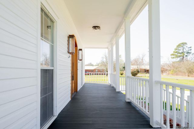 59305 Bayou Rd, Plaquemine, LA 70764