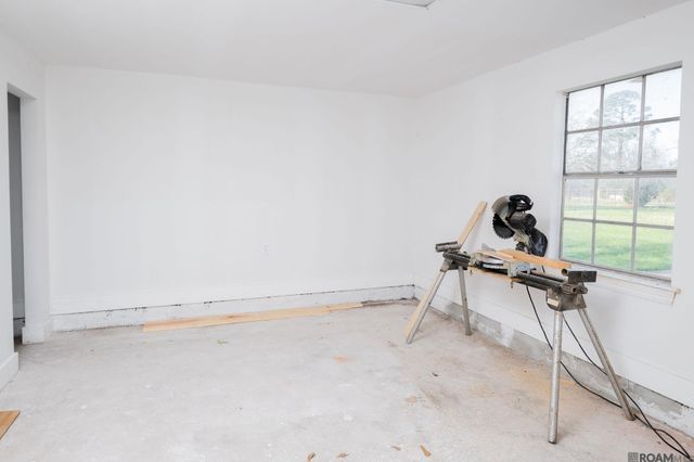 59305 Bayou Rd, Plaquemine, LA 70764