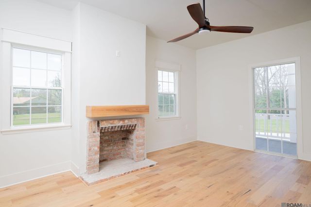 59305 Bayou Rd, Plaquemine, LA 70764