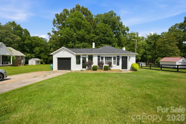 2693 Salem Church Road, Lincolnton, NC 28092