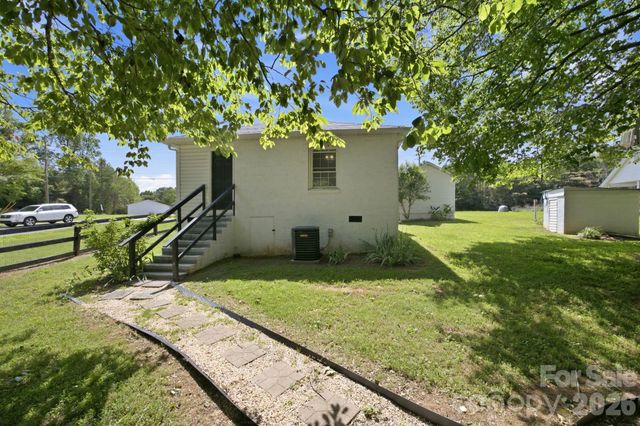 2693 Salem Church Road, Lincolnton, NC 28092