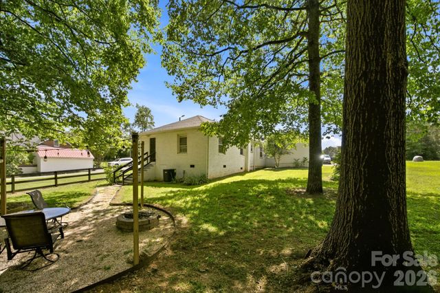 2693 Salem Church Road, Lincolnton, NC 28092