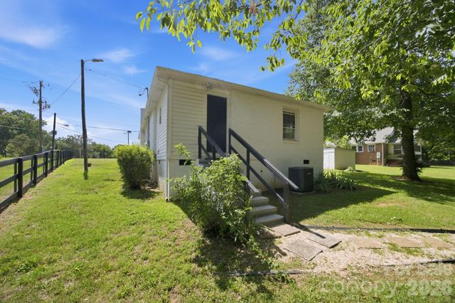 2693 Salem Church Road, Lincolnton, NC 28092