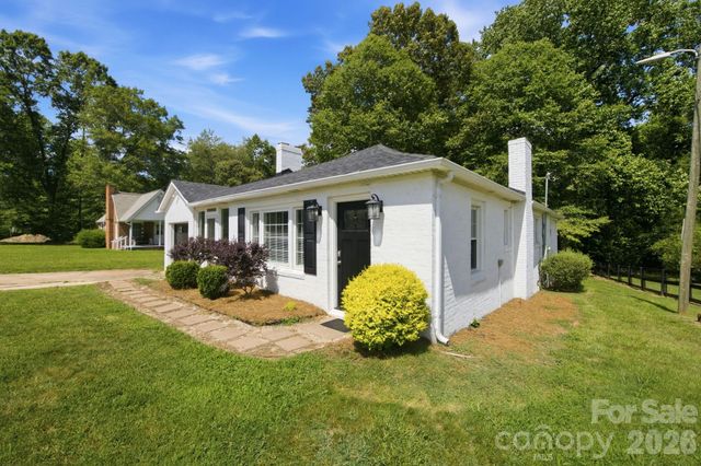 2693 Salem Church Road, Lincolnton, NC 28092